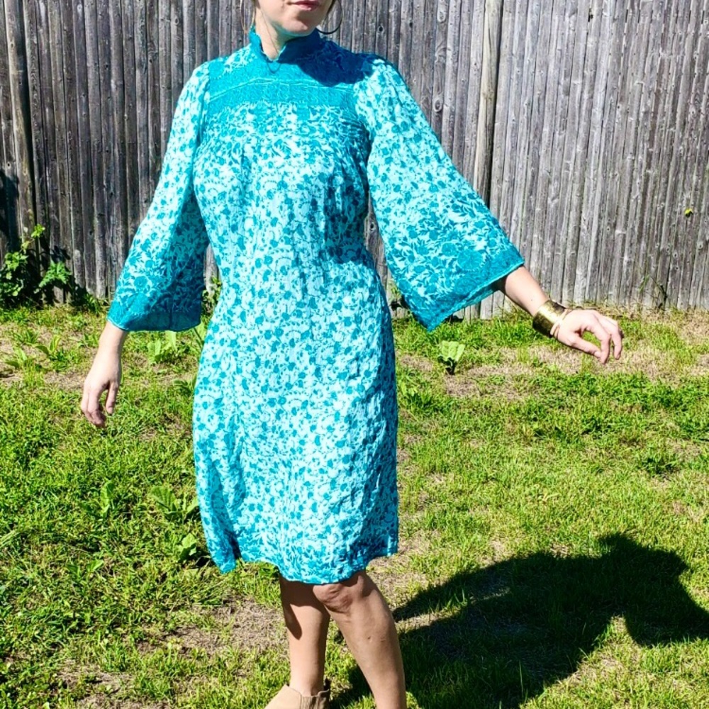 1960s/1970s RARE Raksha Hindimp London Saks Fifth Avenue 100% silk caftan